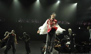 迈克尔杰克逊最著名的九首歌 迈克杰克逊就是这样